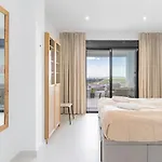 Lägenhet Luxury 2 Bed With Sea View