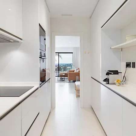 Апартаменты Luxury 2 Bed With Sea View Эстепона