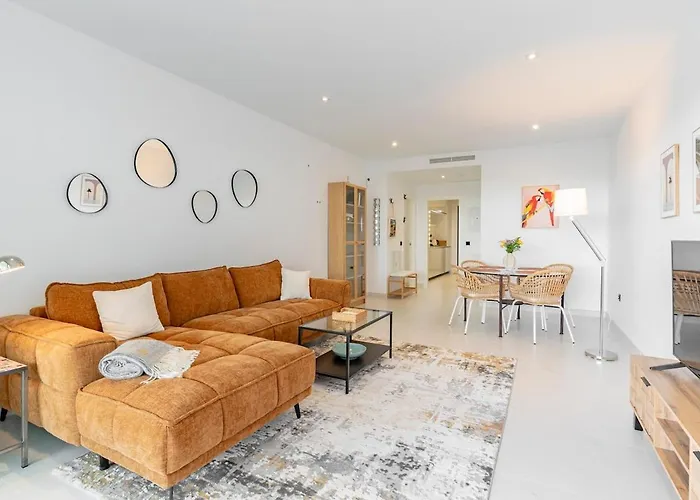 Luxury 2 Bed With Sea View