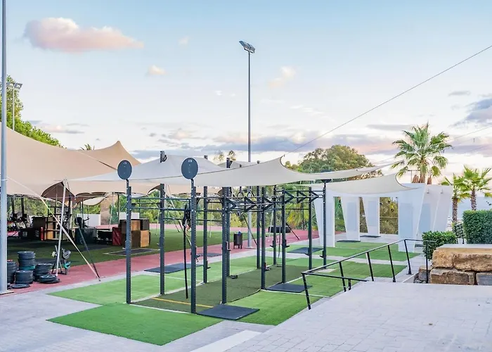 Апартаменти Luxury 2 Bed With Sea View