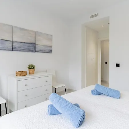 Luxury 2 Bed With Sea View 아파트