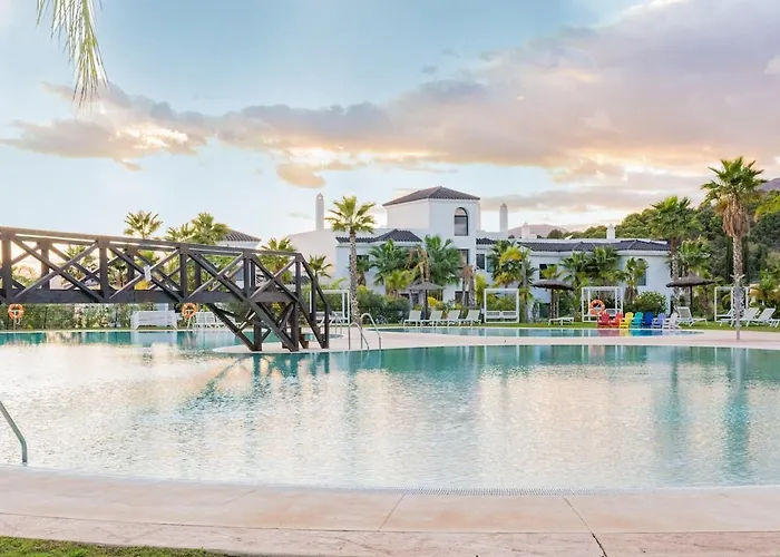 아파트 Luxury 2 Bed With Sea View 에스테포나