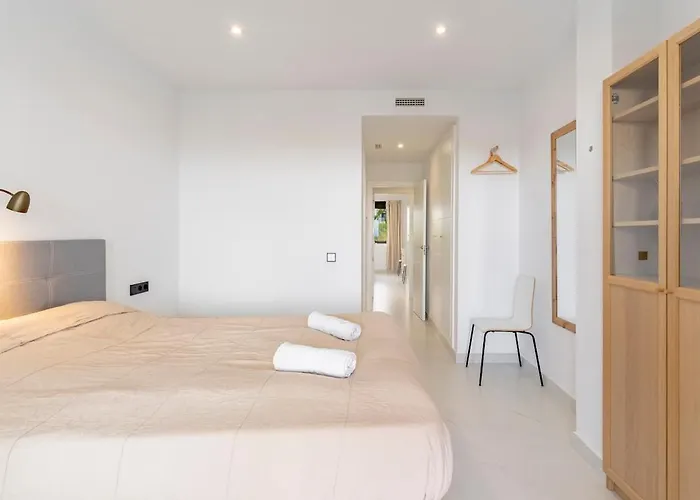 公寓 Luxury 2 Bed With Sea View 埃斯特波纳